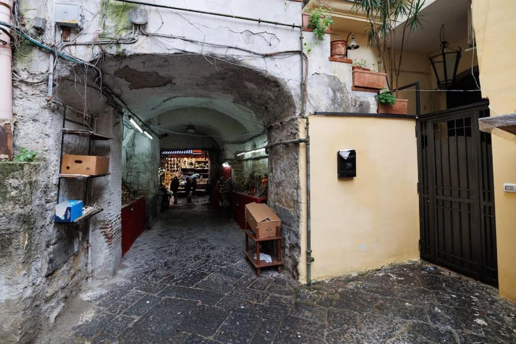 The San Gregorio Armeno Apartment By HouseinNapoli Eksteriør billede